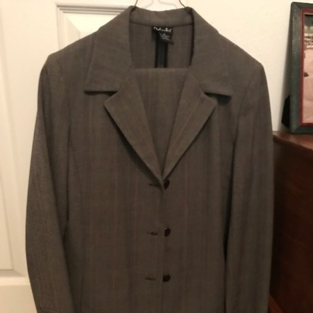 Pants Suit